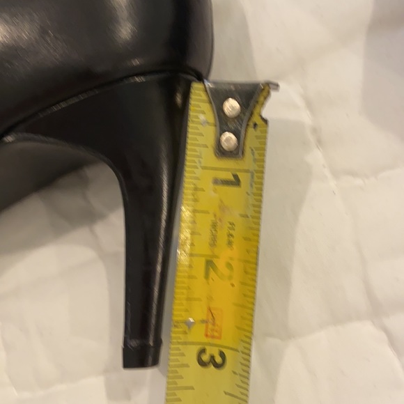 Sigerson Morrison Black asymmetric cut out heels, size 9.5 excellent condition - Picture 10 of 10